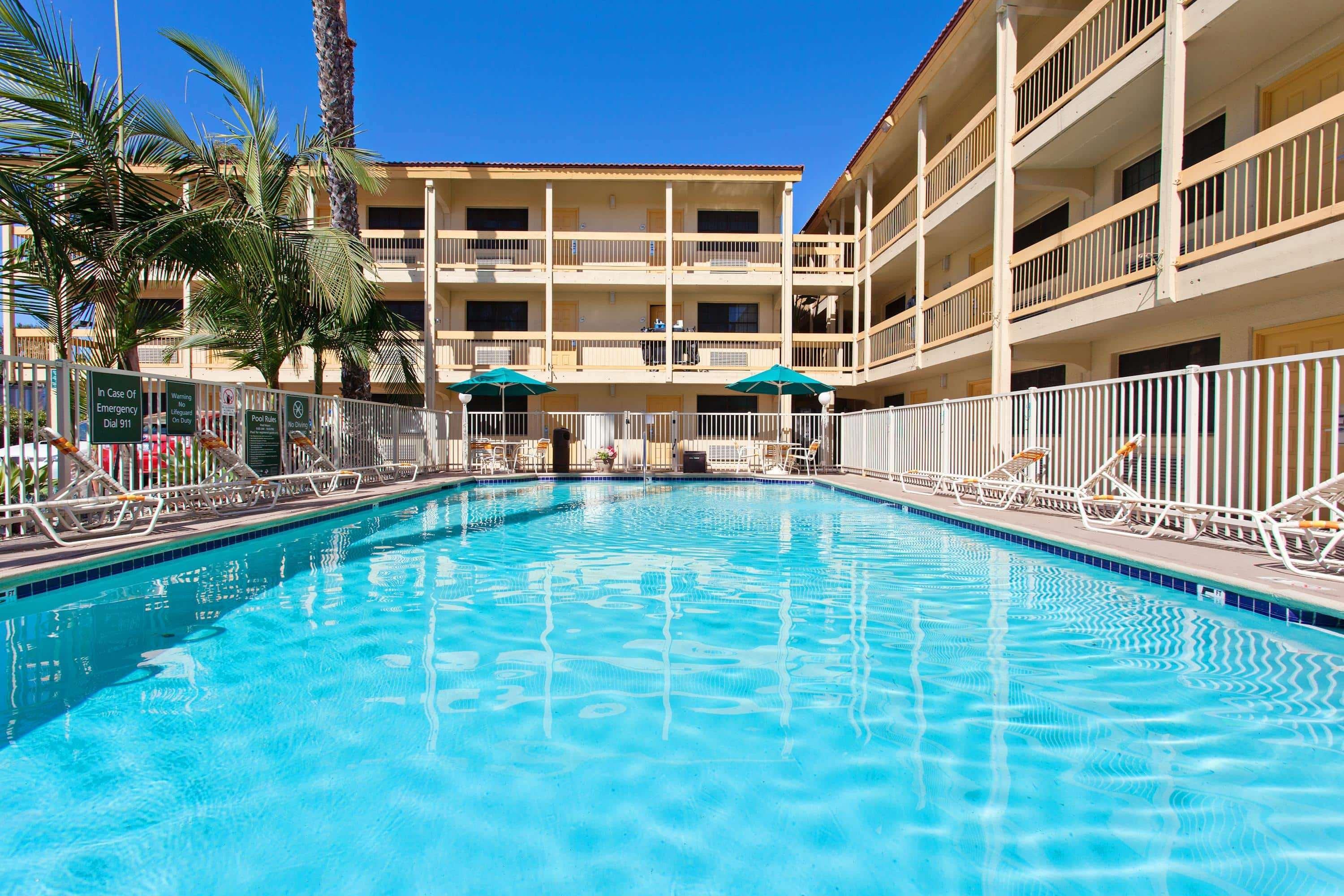 La Quinta Inn By Wyndham Costa Mesa Orange County Екстер'єр фото