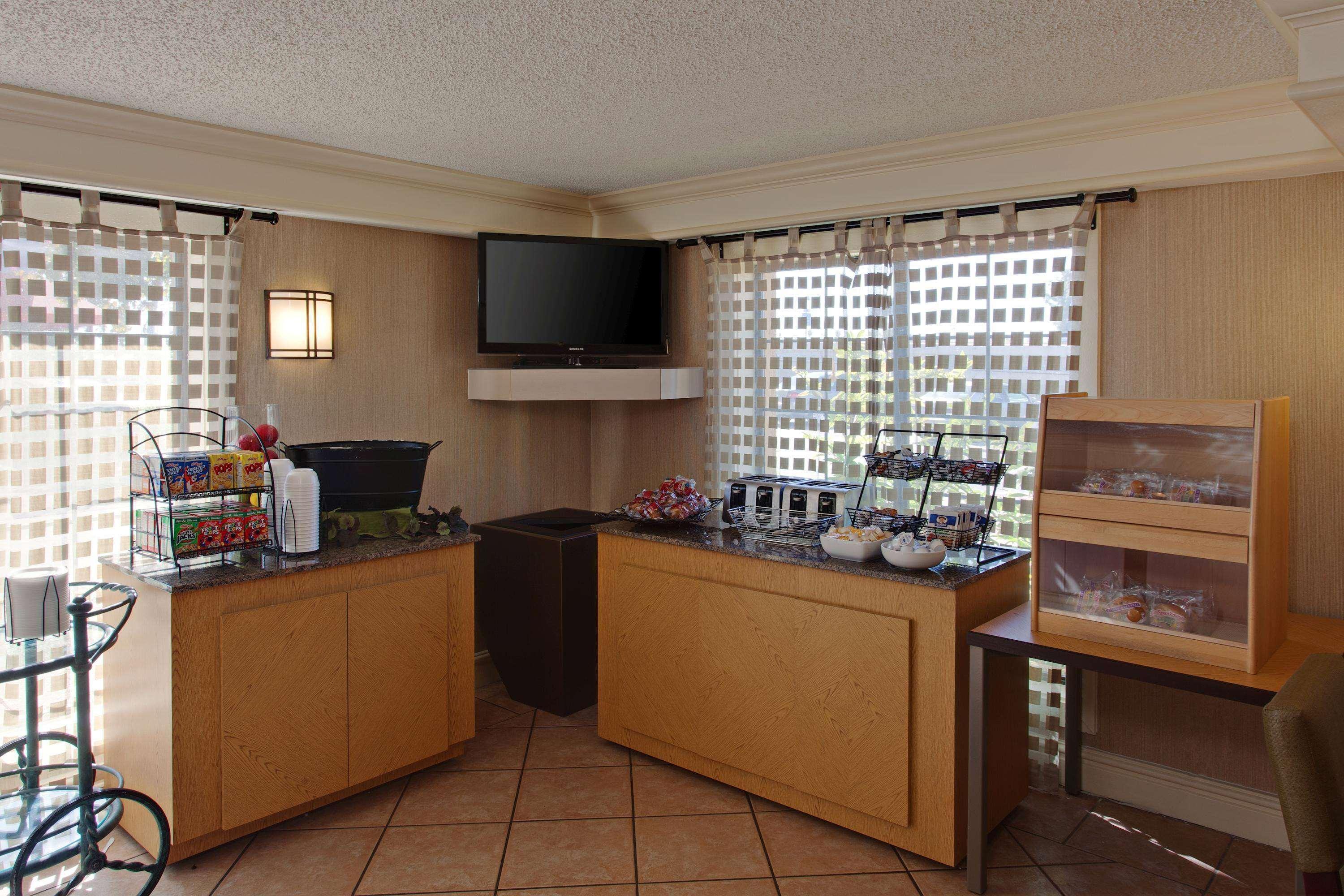 La Quinta Inn By Wyndham Costa Mesa Orange County Екстер'єр фото